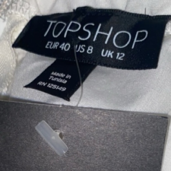 TopShop Lace Pattern Skirt - Picture 5 of 6